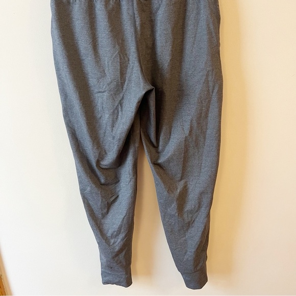 Under Armour UA Meridian Women's Joggers Gray NEW Size Medium Athletic - Picture 10 of 10